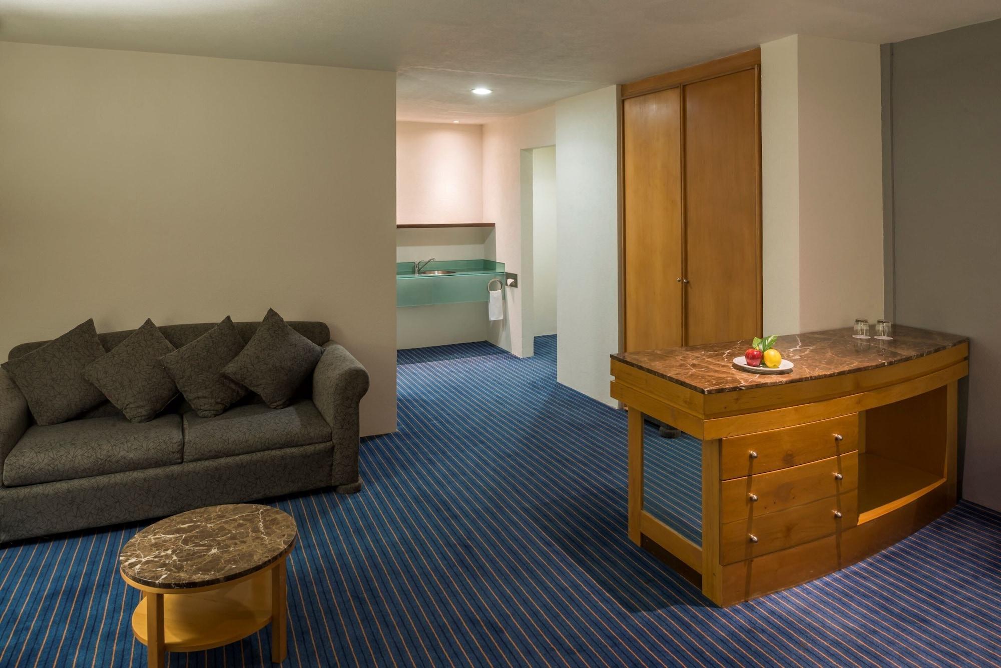 Real Inn Nuevo Laredo Luaran gambar