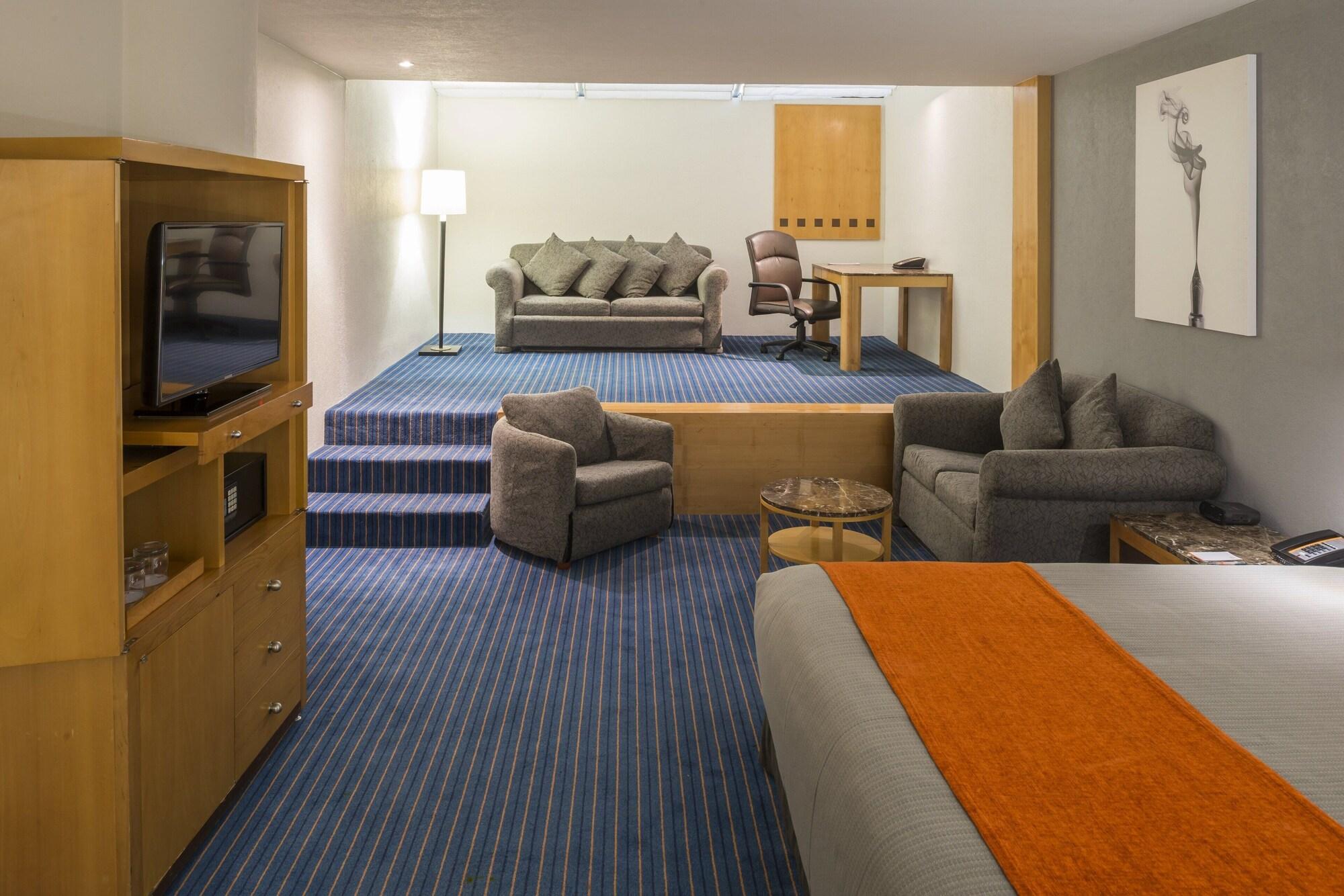Real Inn Nuevo Laredo Luaran gambar